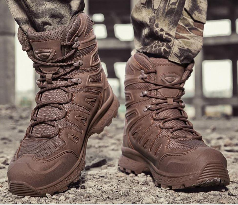 features of desert combat boots