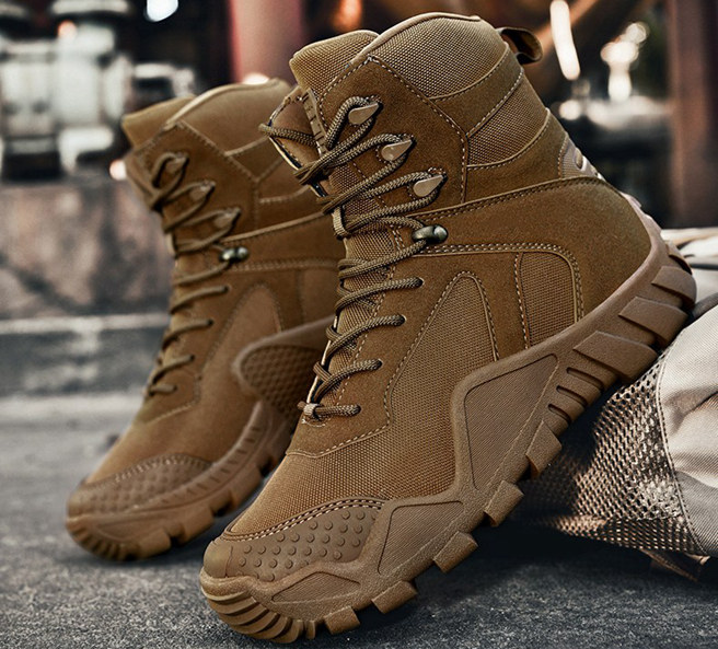 features of tactical boots good for hiking